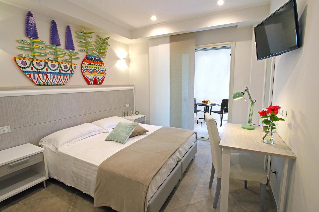 Sike Holiday Home Taormina Exterior foto